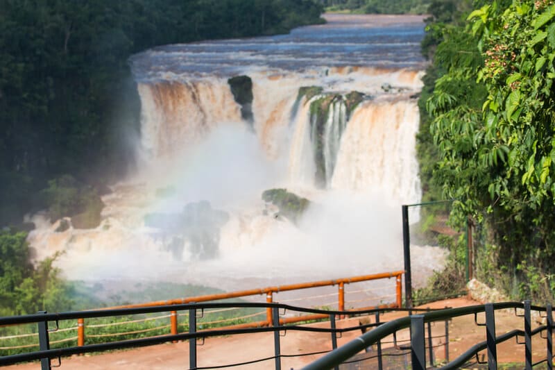Saltos del Monday Paraguai cataratas