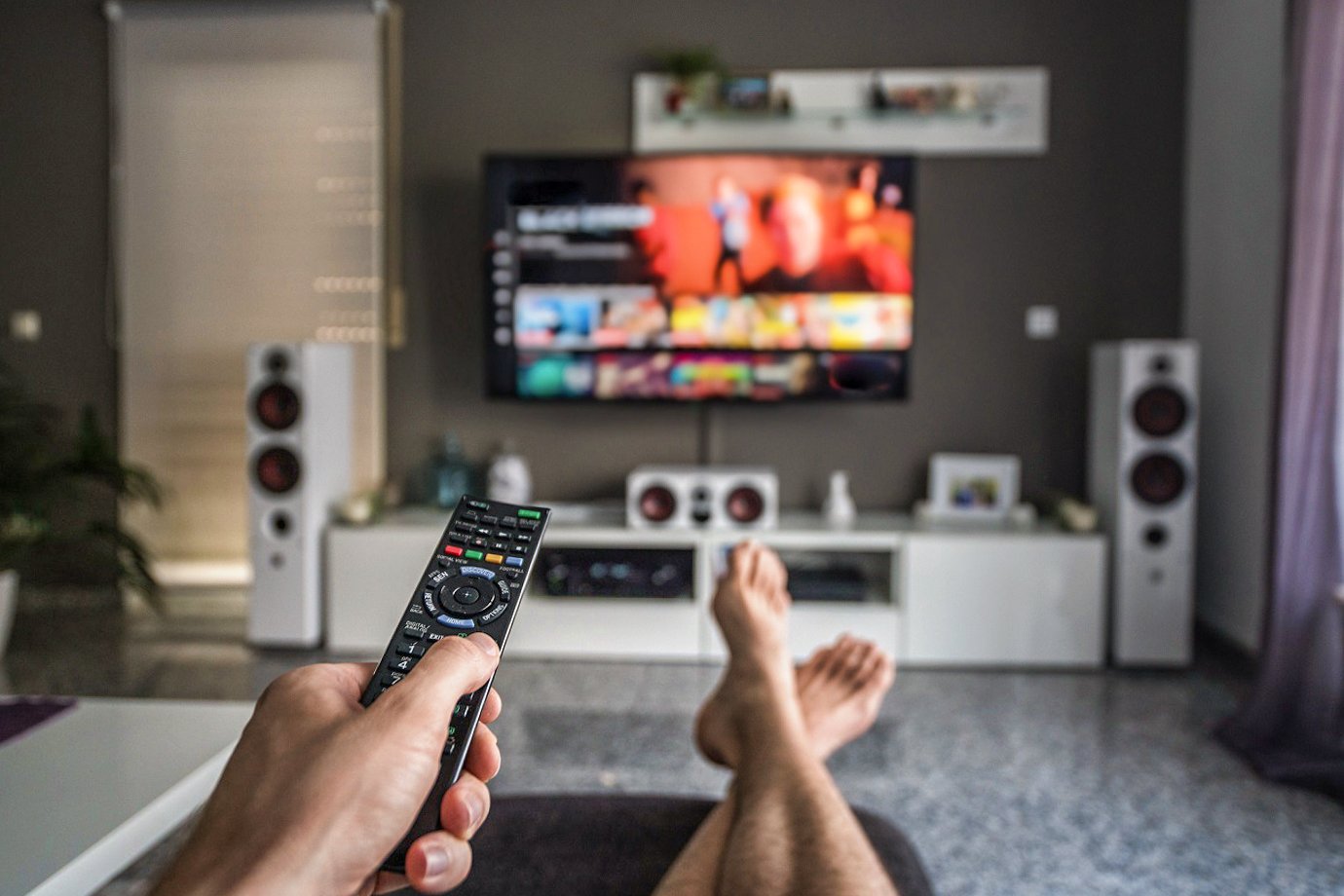 Convierte tu tele normal en la mejor Smart TV con estos dispositivos